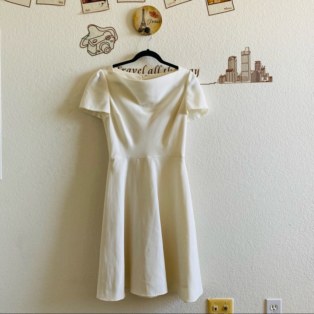 Tahari By Arthur S. Levine White Andrew Crepe Cowl Neck Mini Dress Size 4